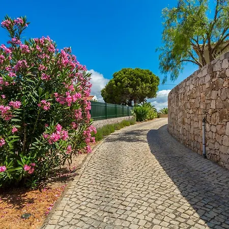 Casa Harutyr * Carvoeiro (Lagoa)